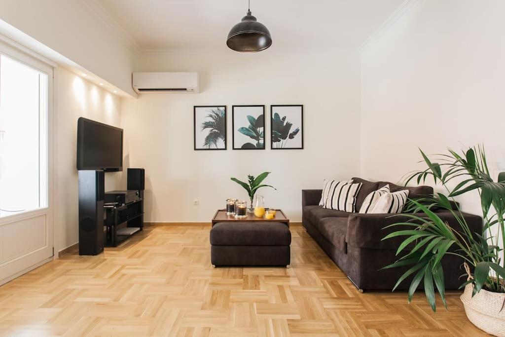 Luxurious Apartment Kolonaki Атина Екстериор снимка